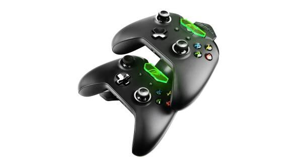 Chargeur 2 manettes Energizer Xbox One